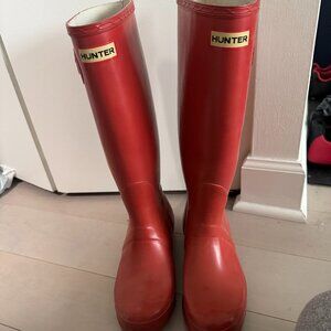 Hunter Rain Boots in Red
